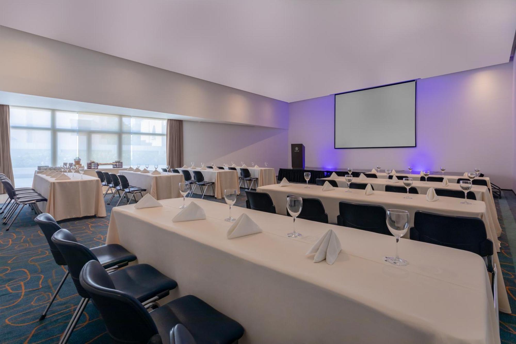 Estelar Alto Prado Barranquilla  Esterno foto Meeting room